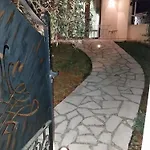 Villa Birikina With Pool